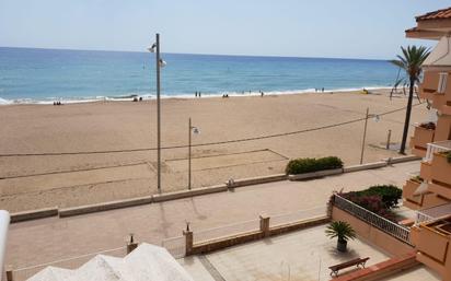 Vista exterior de Apartament en venda en El Vendrell amb Terrassa