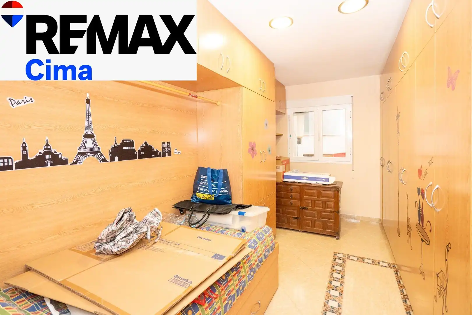 Habitación de Piso en venta en Baza, Granada