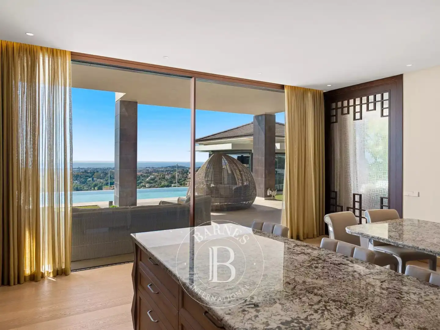 Comedor de Casa o chalet en venta en Benahavís con Aire acondicionado, Calefacción y Terraza