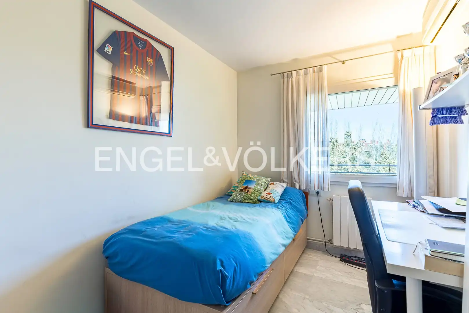 Habitación de Piso en venta en Sant Cugat del Vallès con Aire acondicionado, Calefacción y Parquet