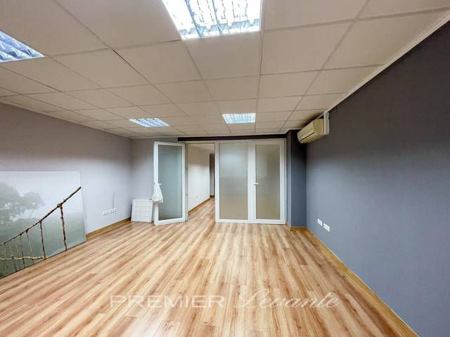 Oficina en Alquiler en Avenida de Juan Sanchís Candela, 23A en Garbinet - Parque de las Avenidas