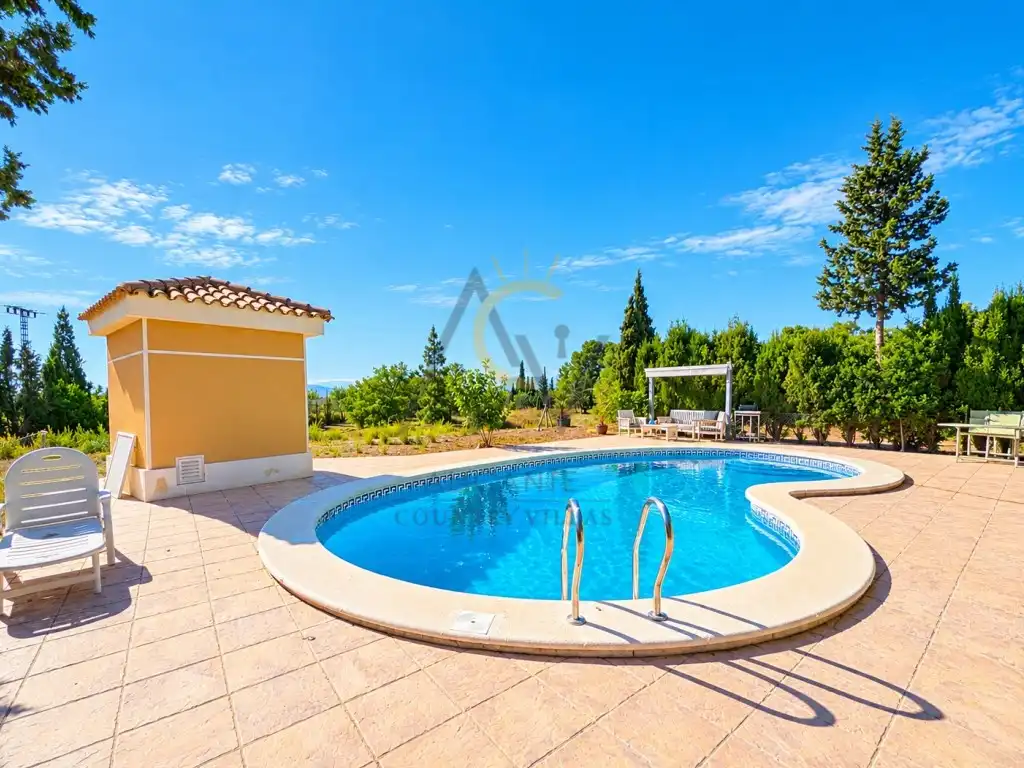 Detached house with terrace for sale in Partida Ledua, imagen 3