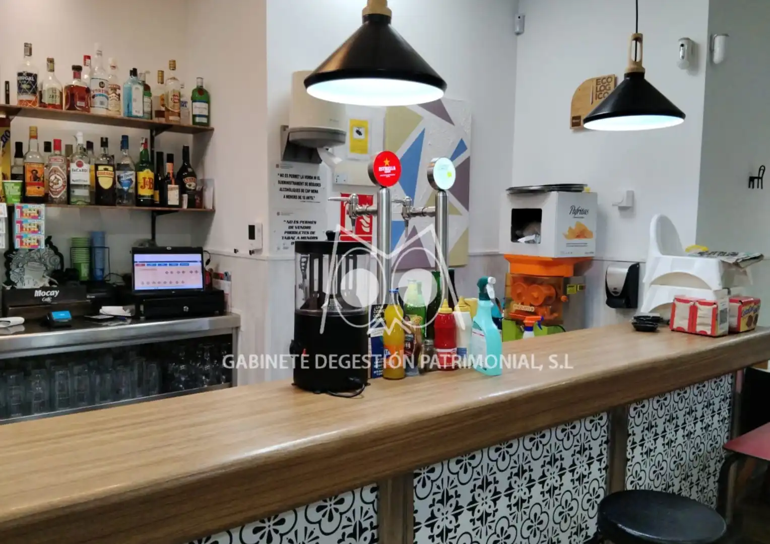 Local comercial en traspaso en Avinguda de Sant Esteve 76, imagen 4