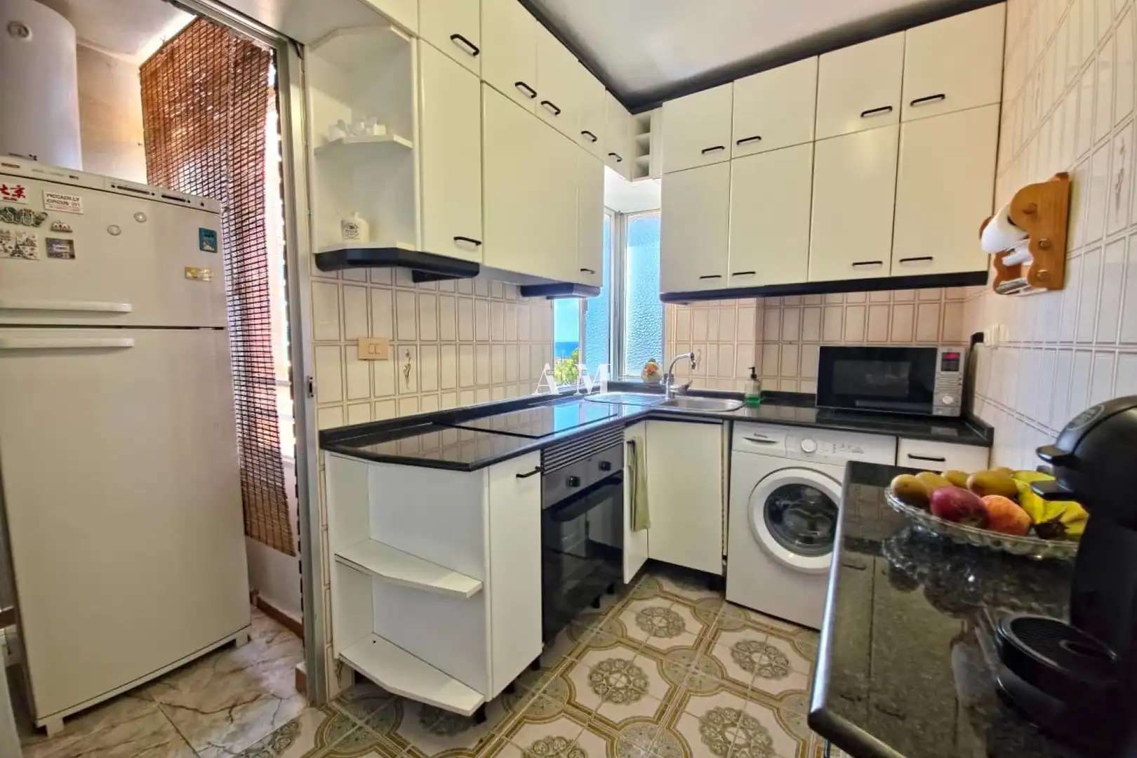 Küche von Wohnung zur Miete in Torrevieja mit Heizung, Terrasse und Schwimmbad