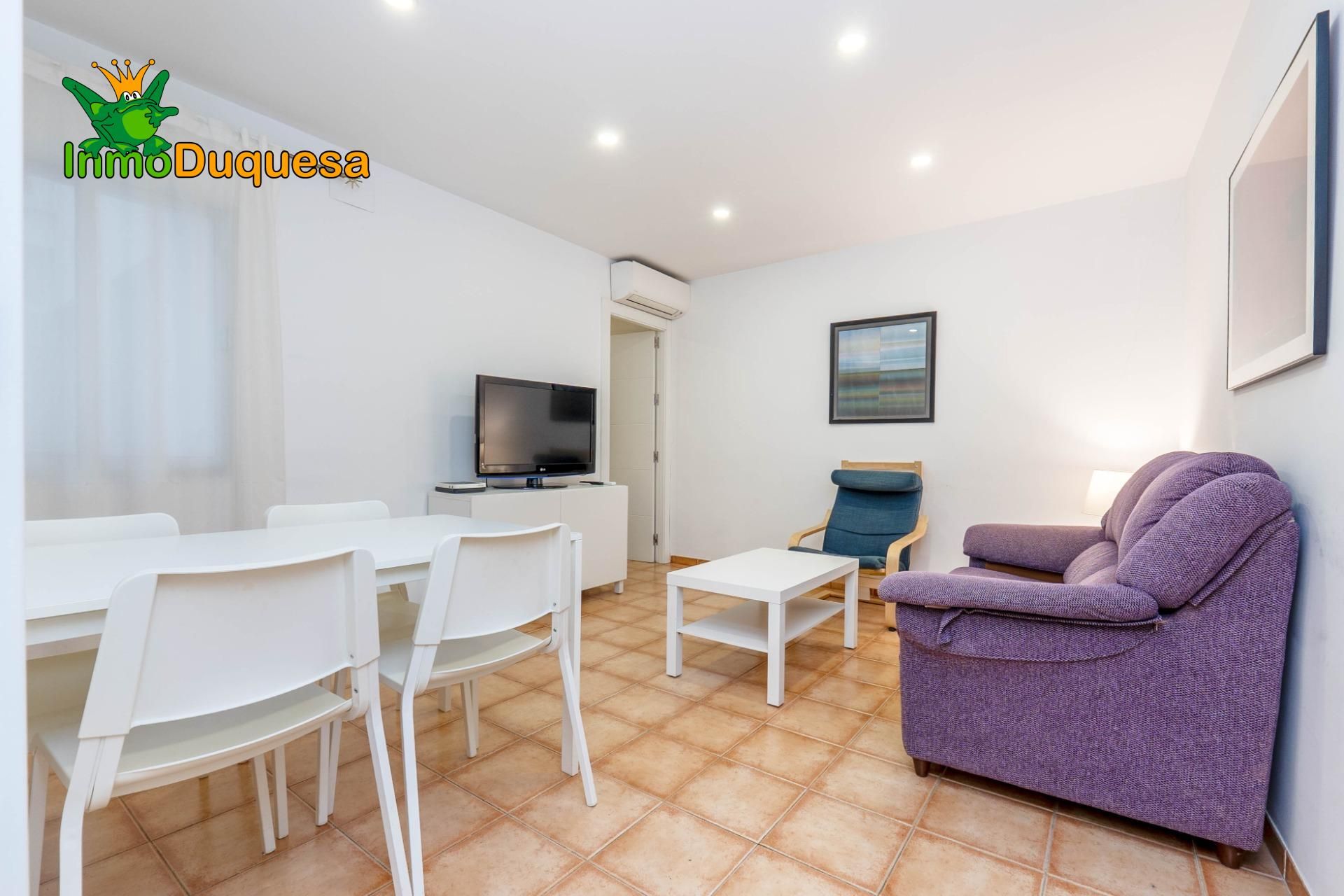 Living room of Flat for sale in  Granada Capital  with Balcony