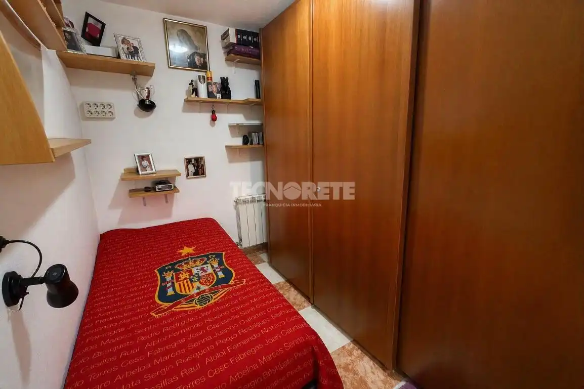 Bedroom of Flat for sale in Madrid  with Air Conditioner and Heating