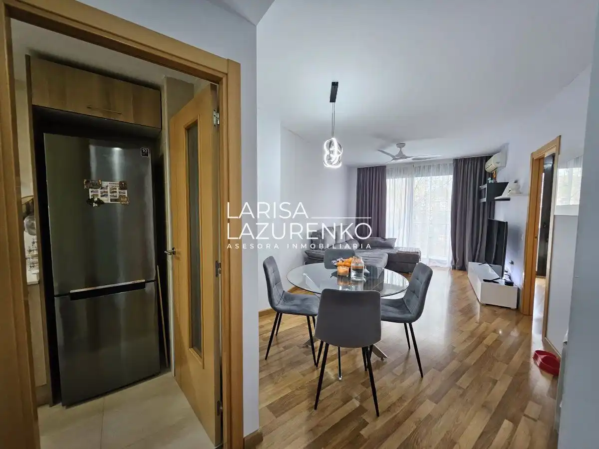 Living room of Flat for sale in Cambrils  with Air Conditioner, Heating and Balcony
