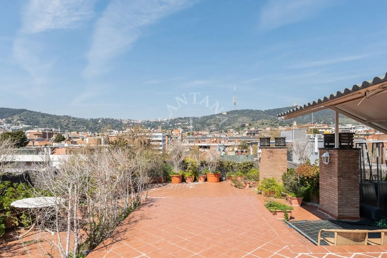Terrassa de Àtic en venda en Barcelona amb Calefacció i Traster