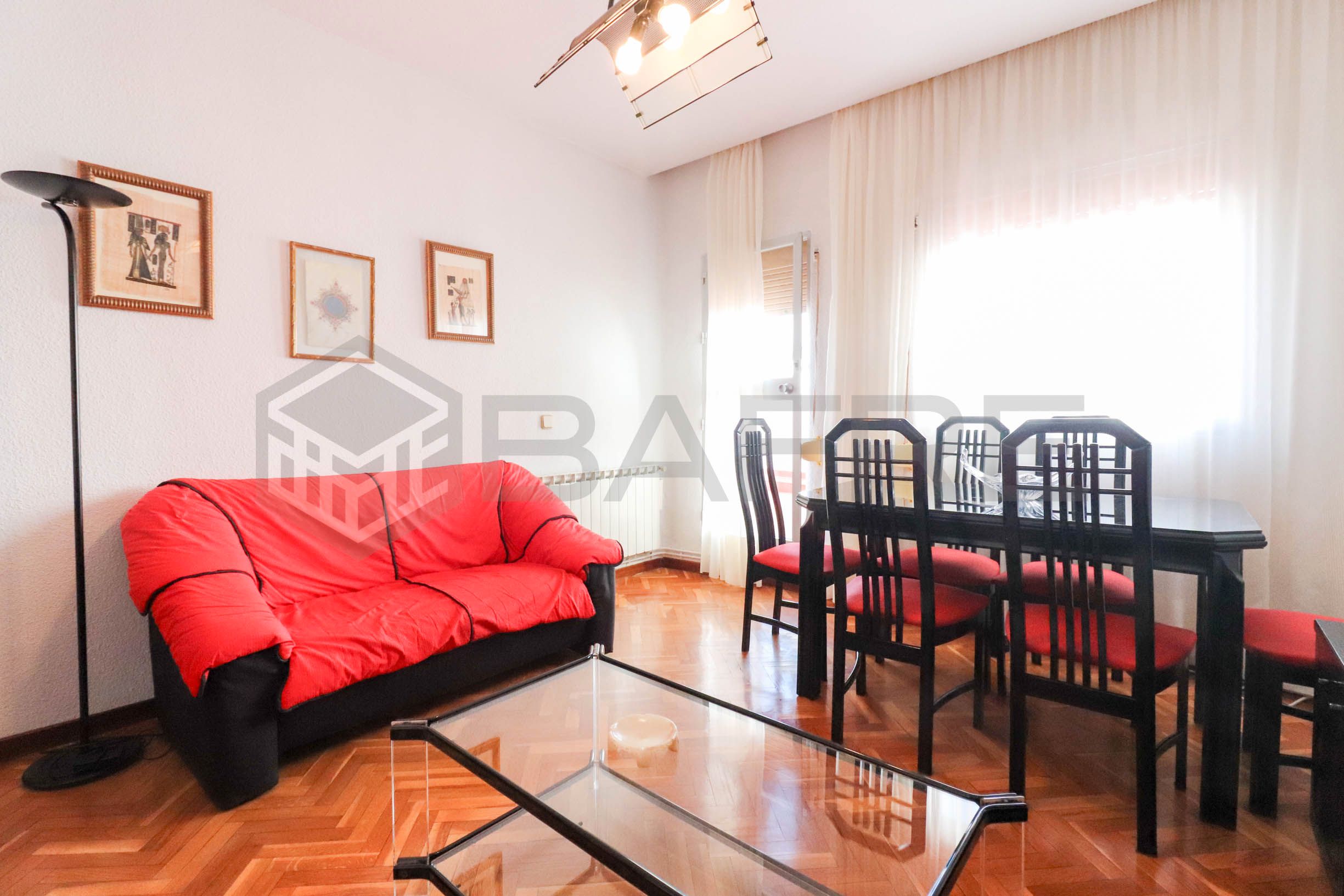 Living room of Flat for sale in  Madrid Capital  with Air Conditioner, Heating and Terrace