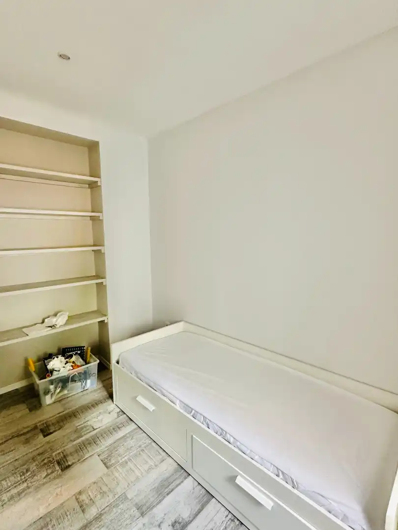 Bedroom of Flat for rent in Granada  with Parquet flooring, Furnished and Washing machine