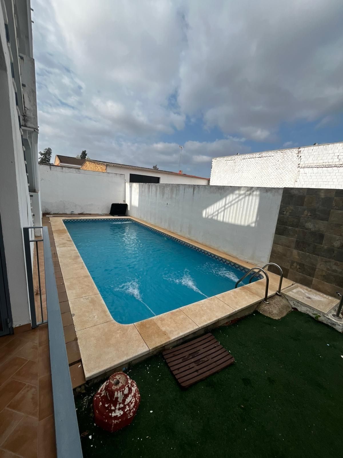 Swimming pool of Flat for sale in Pilas  with Community pool