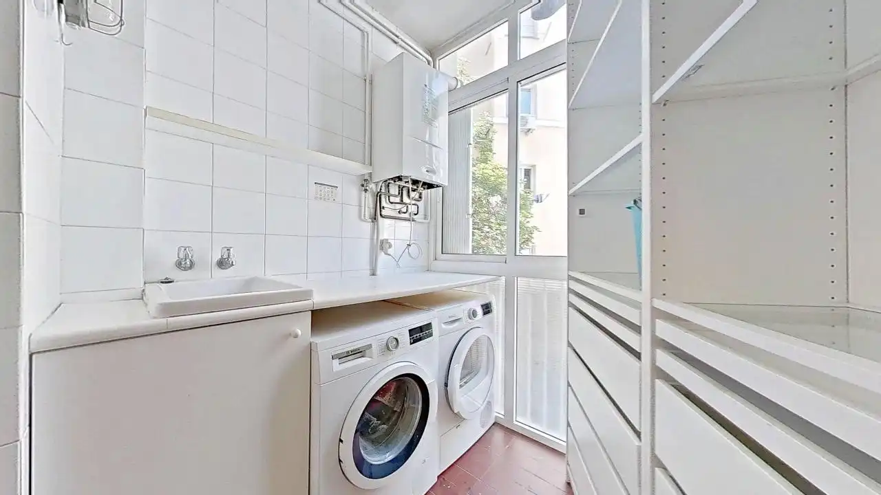 Habitación de Piso en venta en Barcelona con Aire acondicionado, Calefacción y Amueblado