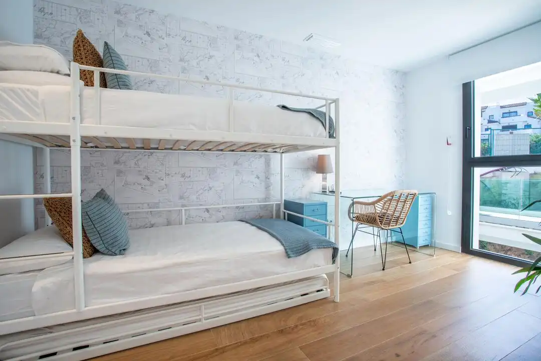 Bedroom of Duplexes for rent in La Alcaidesa  with Air Conditioner, Heating and Private garden