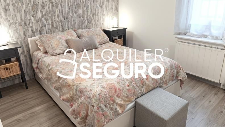 Bedroom of Flat for rent in Palencia Capital  with Heating, Storage room and Furnished