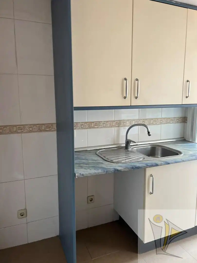 Küche von Wohnung zum Verkauf in Madrid