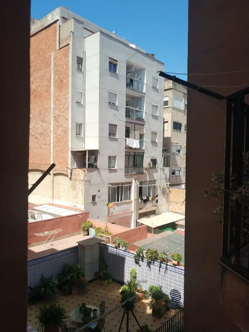 Terraza de Piso en venta en L'Hospitalet de Llobregat con Balcón