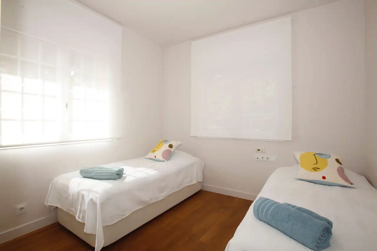 Habitación de Casa o chalet en venta en Gavà con Aire acondicionado, Calefacción y Jardín privado