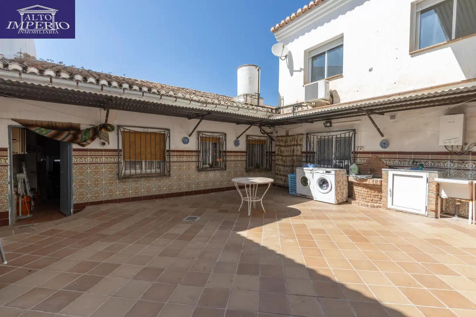 Terrassa de Casa o xalet en venda en La Zubia amb Terrassa