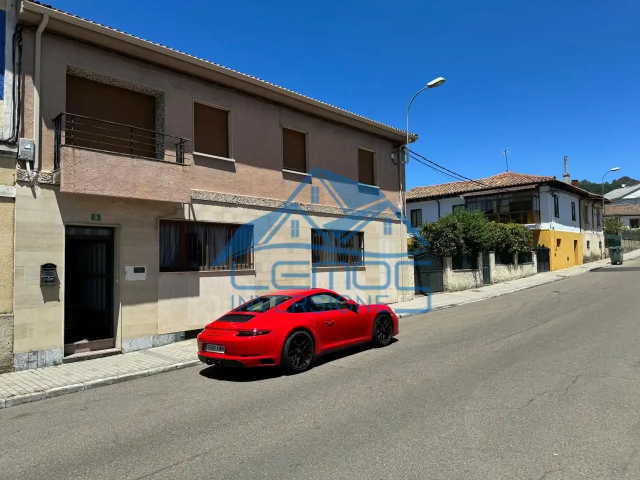 Houses for sale in Santa Teresa De Jesús, Boñar
