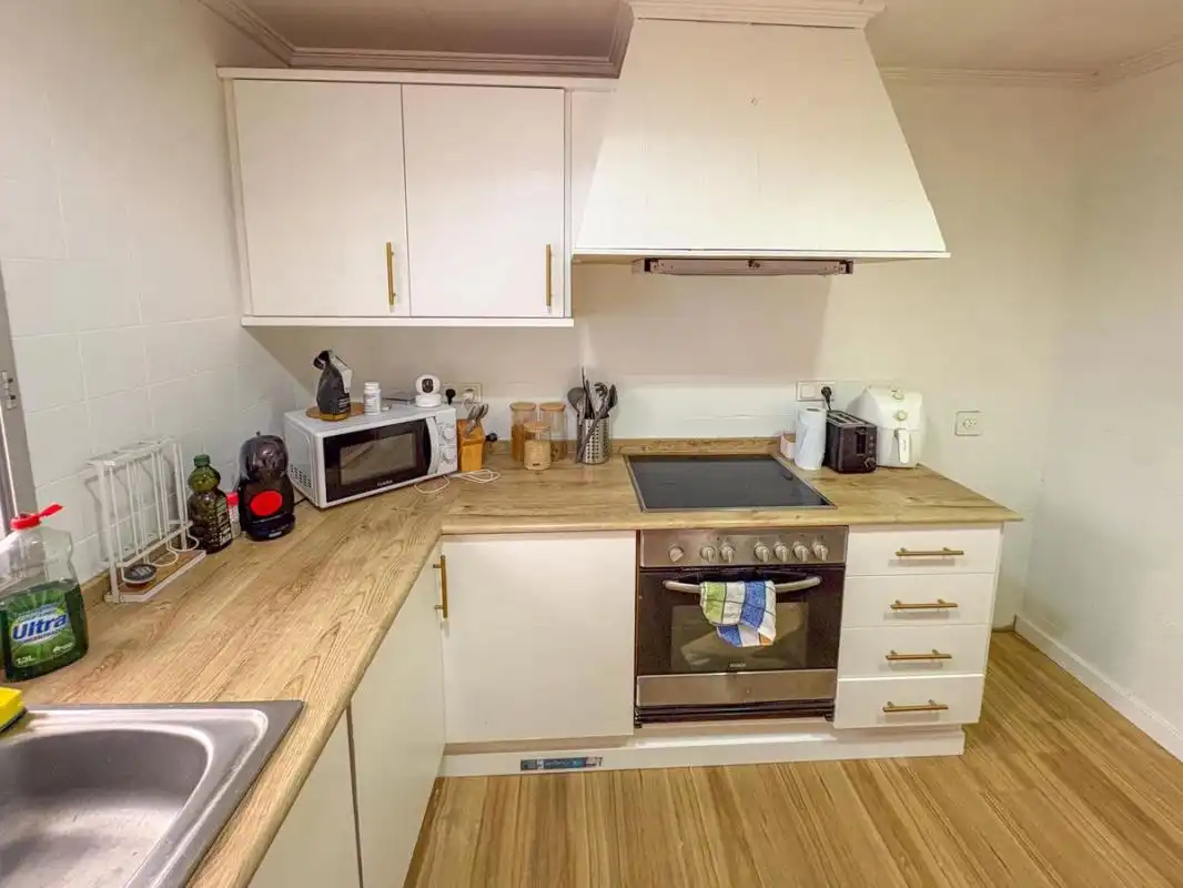 Casa rústica con terraza en venta en Carrer les Amèriques, imagen 9