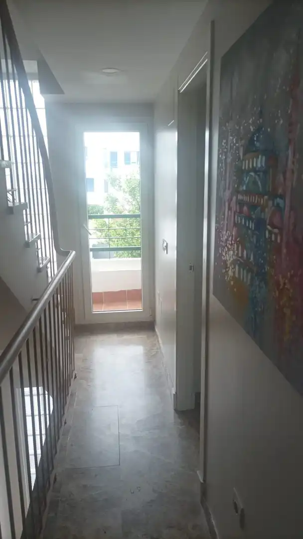 Casa adosada en venda en La Línea de la Concepción amb Aire condicionat, Jardí privat i Terrassa
