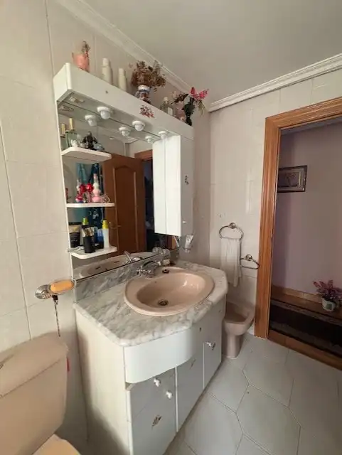 Bany de Pis en venda en Valladolid amb Calefacció i Terrassa