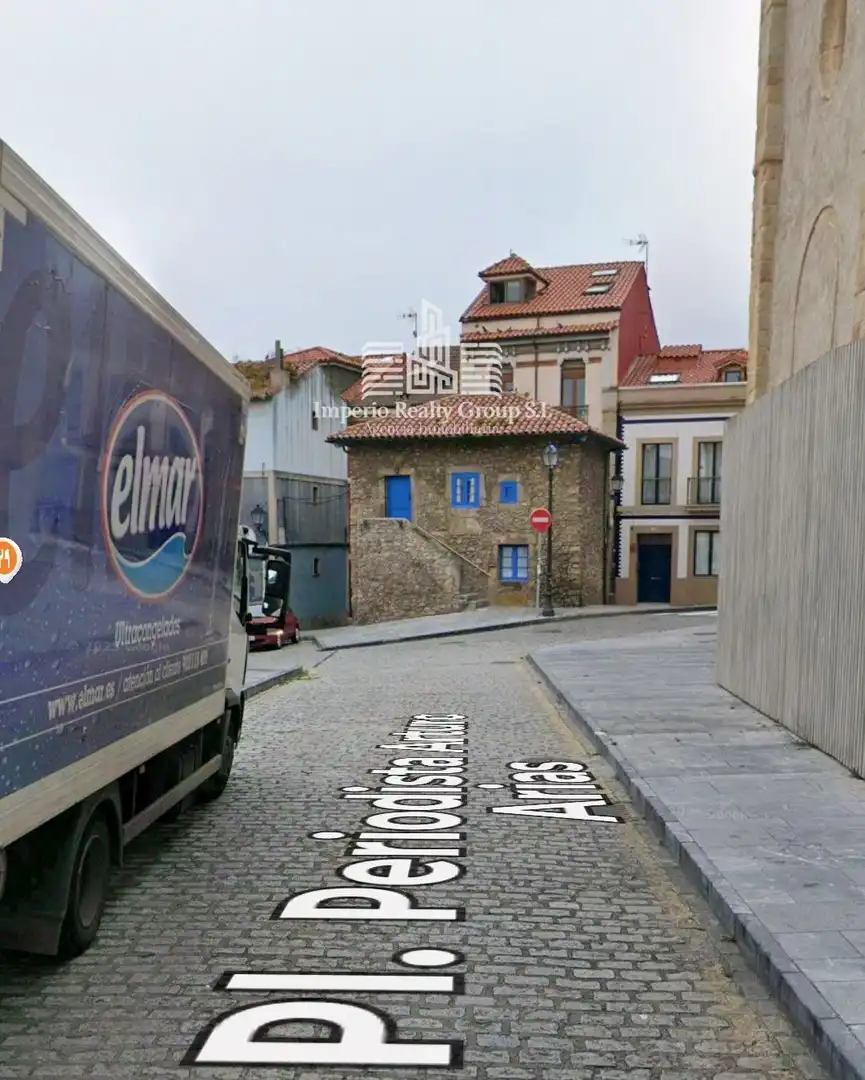 Vista exterior de Edificio en venta en Gijón 