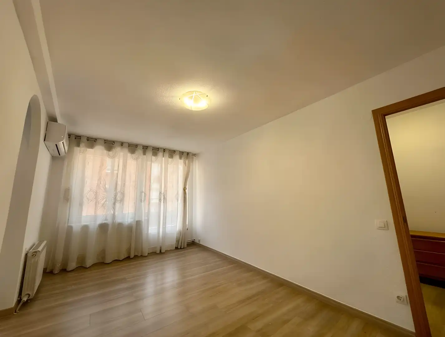 Dormitori de Pis en venda en Móstoles amb Aire condicionat, Calefacció i Terrassa