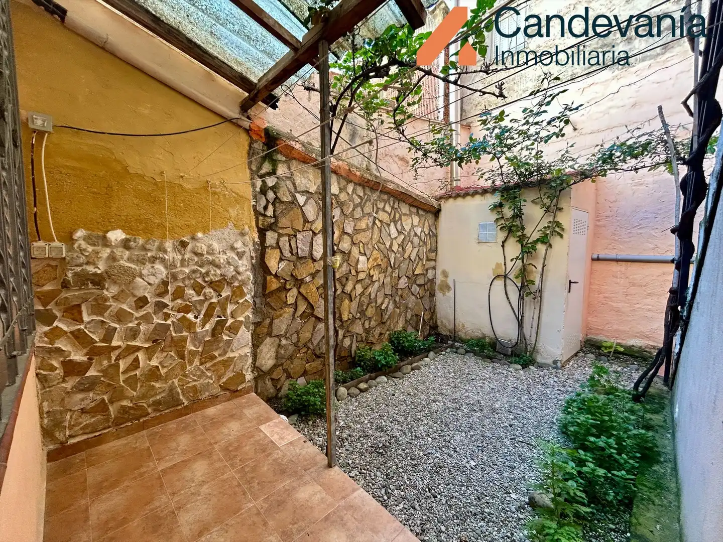 Casa en venda a Zuera, imagen 3