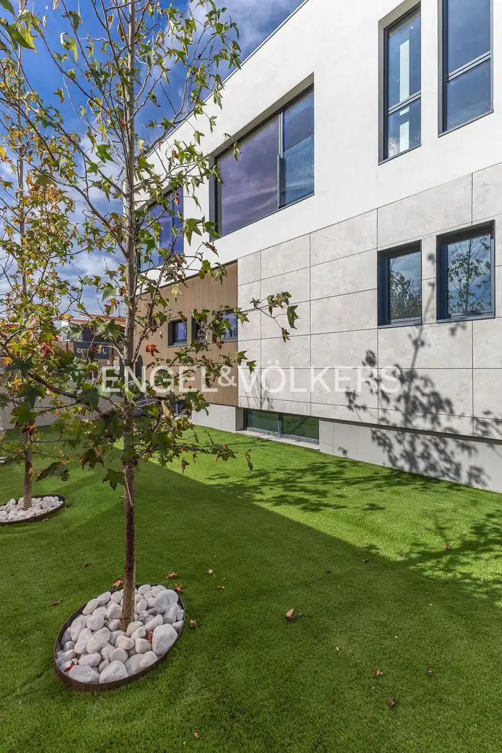 Terrace of Houses for sale in Sant Cugat del Vallès  with Air Conditioner, Heating and Private garden