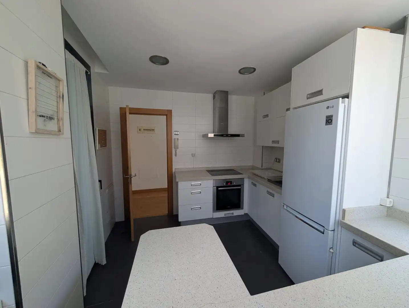 Cocina de Piso en venta en Santander con Calefacción, Terraza y Trastero