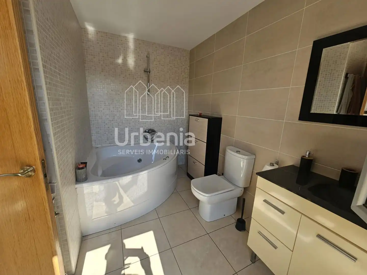 Bathroom of Houses for sale in Canet de Mar  with Air Conditioner, Heating and Terrace