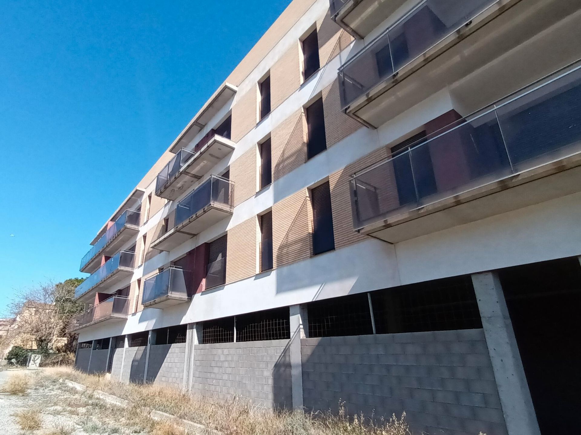Exterior view of Building for sale in Riudoms