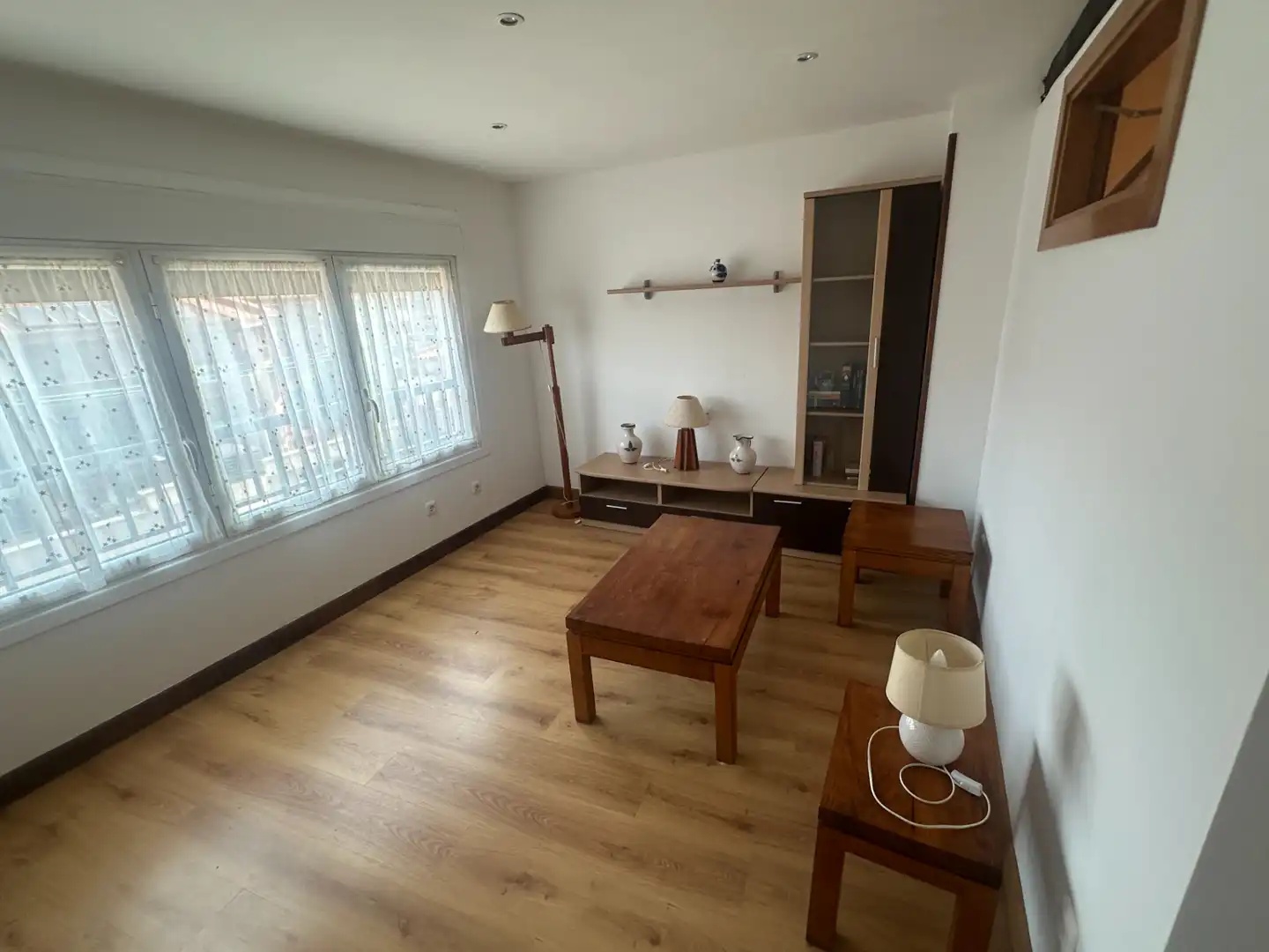 Sala de estar de Piso en venta en Zumaia con Calefacción, Parquet y Horno