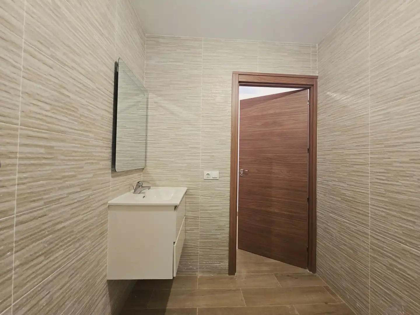 Baño de Piso en venta en Reus con Aire acondicionado y Horno
