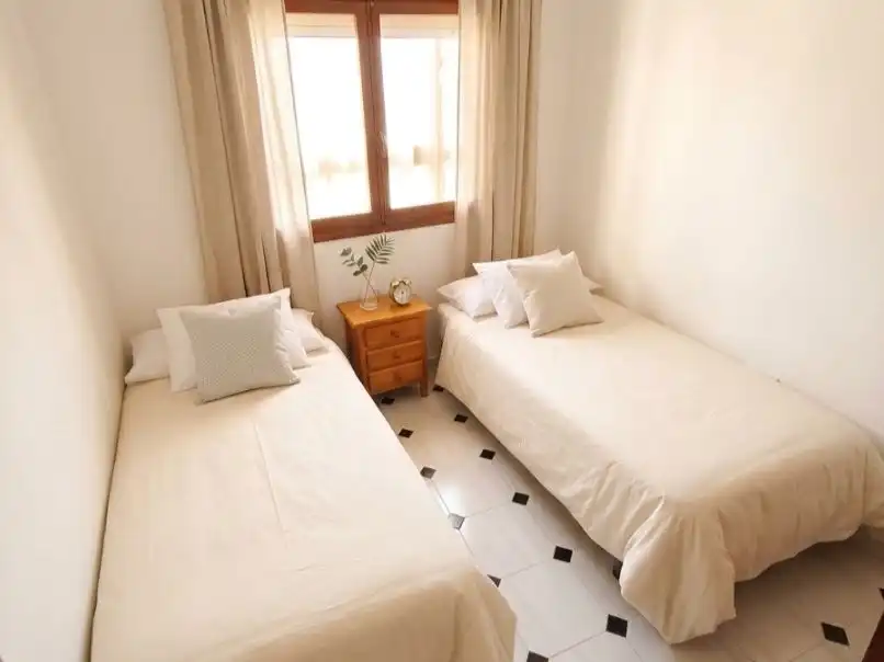 Habitación de Piso en venta en Almería con Aire acondicionado, Calefacción y Amueblado