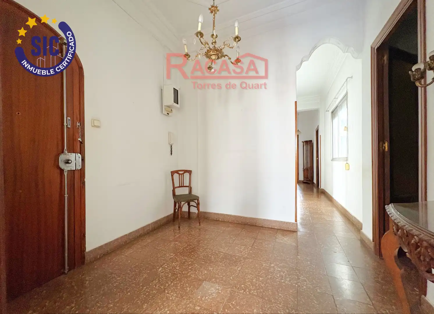 Piso en venta en Valencia con Jardín privado