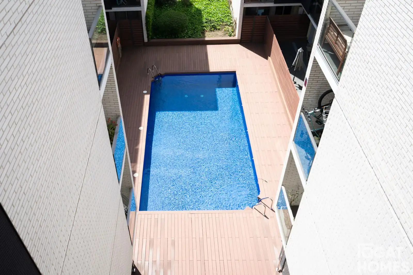 Swimming pool of Attic for sale in Sant Cugat del Vallès  with Air Conditioner, Heating and Storage room