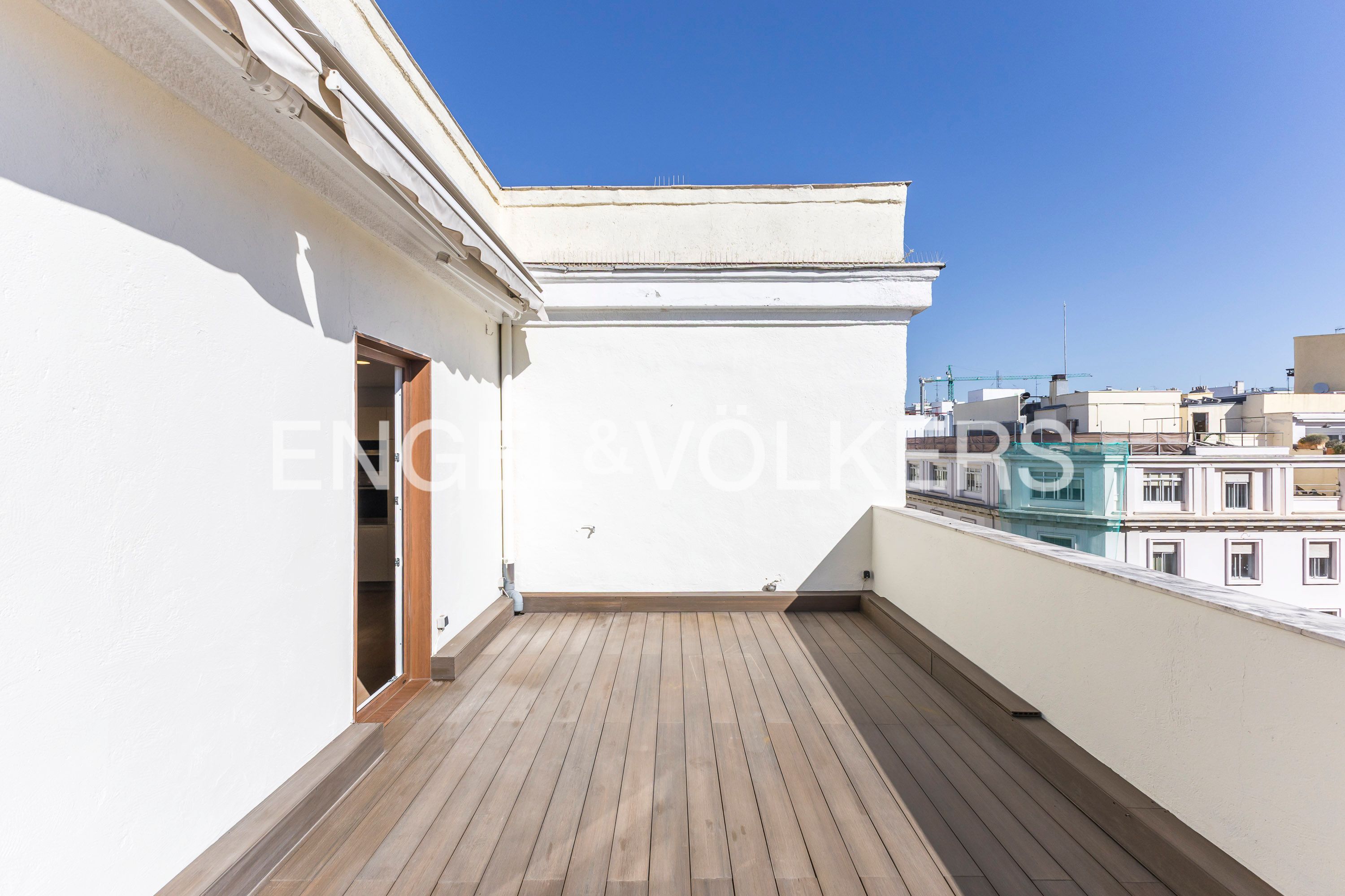 Terrassa de Àtic de lloguer en  Madrid Capital amb Aire condicionat, Calefacció i Terrassa