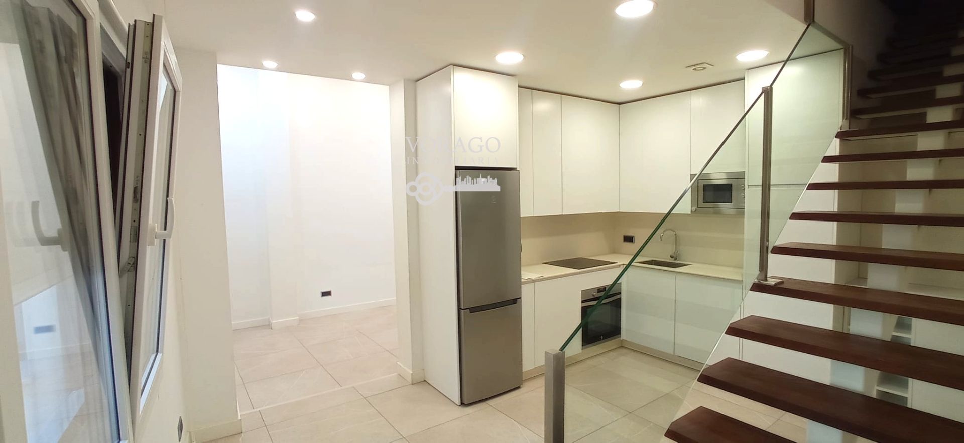 Cocina de Dúplex de alquiler en Alcalá de Henares con Aire acondicionado