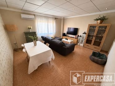 Piso con ascensor en venta en Benaguasil