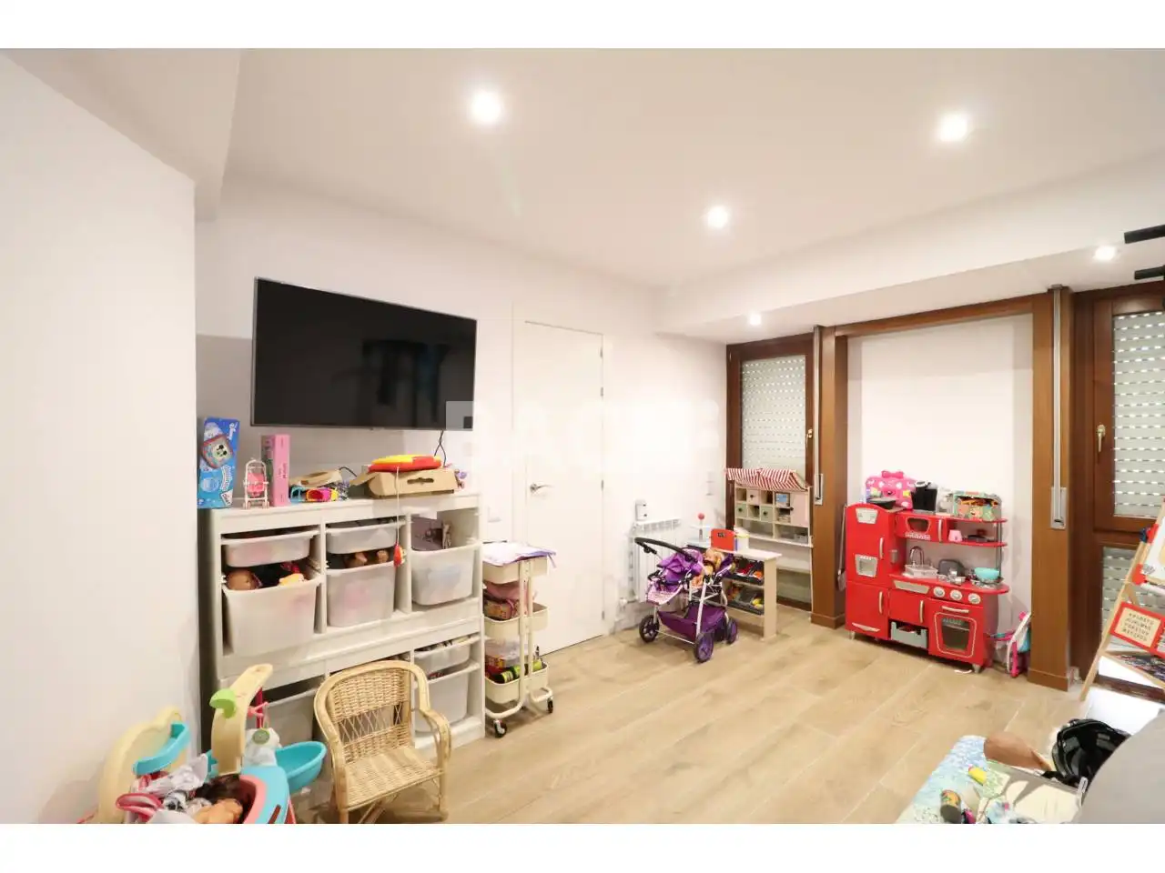 Piso en venta en Vic con Calefacción y Balcón
