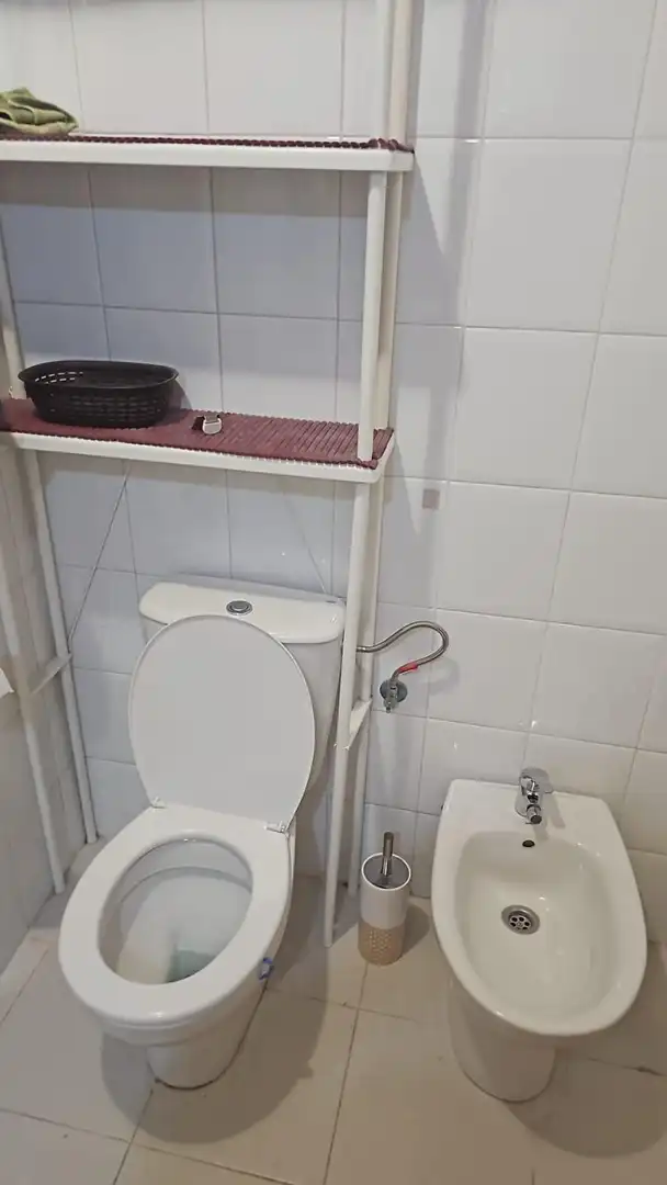Baño de Apartamento en venta en Arona con Terraza, Trastero y Amueblado