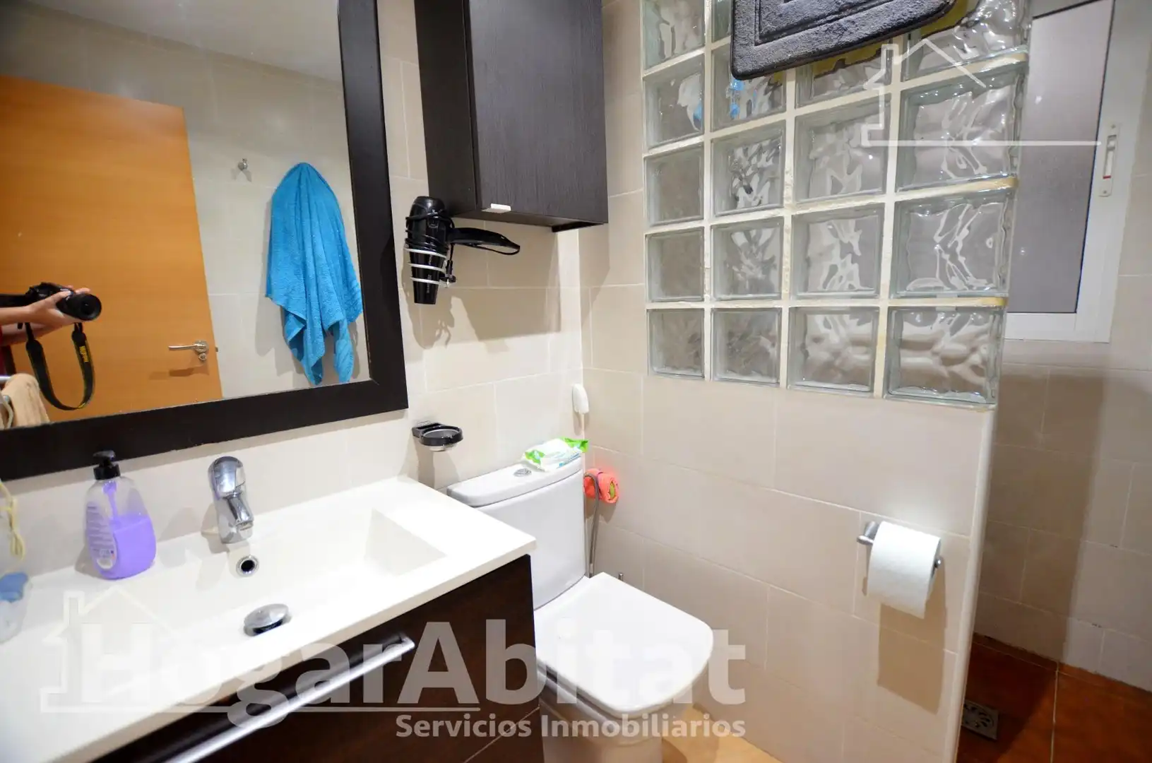 Badezimmer von Wohnung zum Verkauf in Alicante / Alacant mit Möbliert