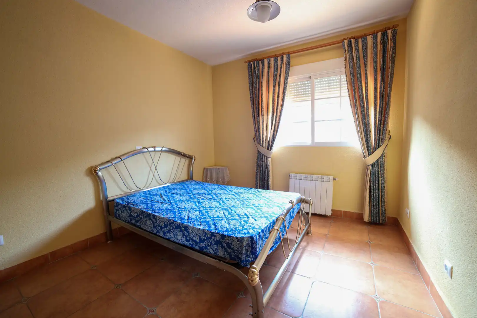 Dormitori de Casa o xalet en venda en Arroyomolinos (Madrid) amb Aire condicionat, Calefacció i Jardí privat