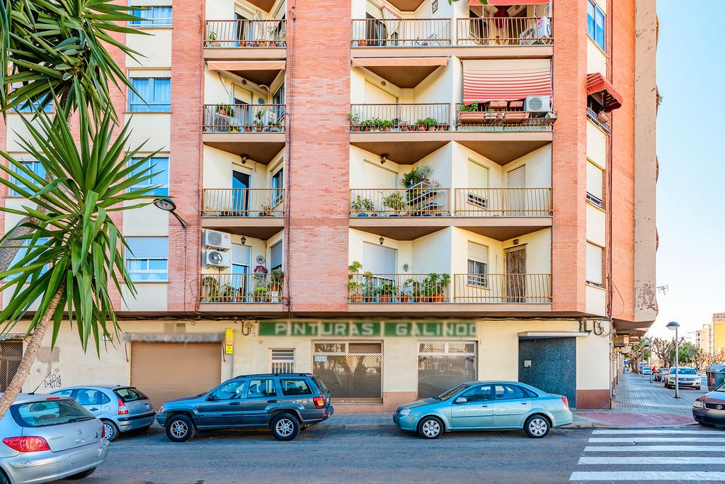 Vista exterior de Local en venta en Vila-real