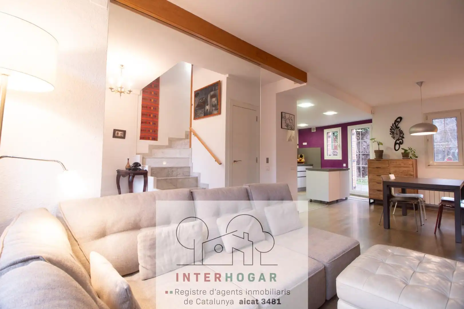 Sala d'estar de Casa o xalet en venda en Cerdanyola del Vallès