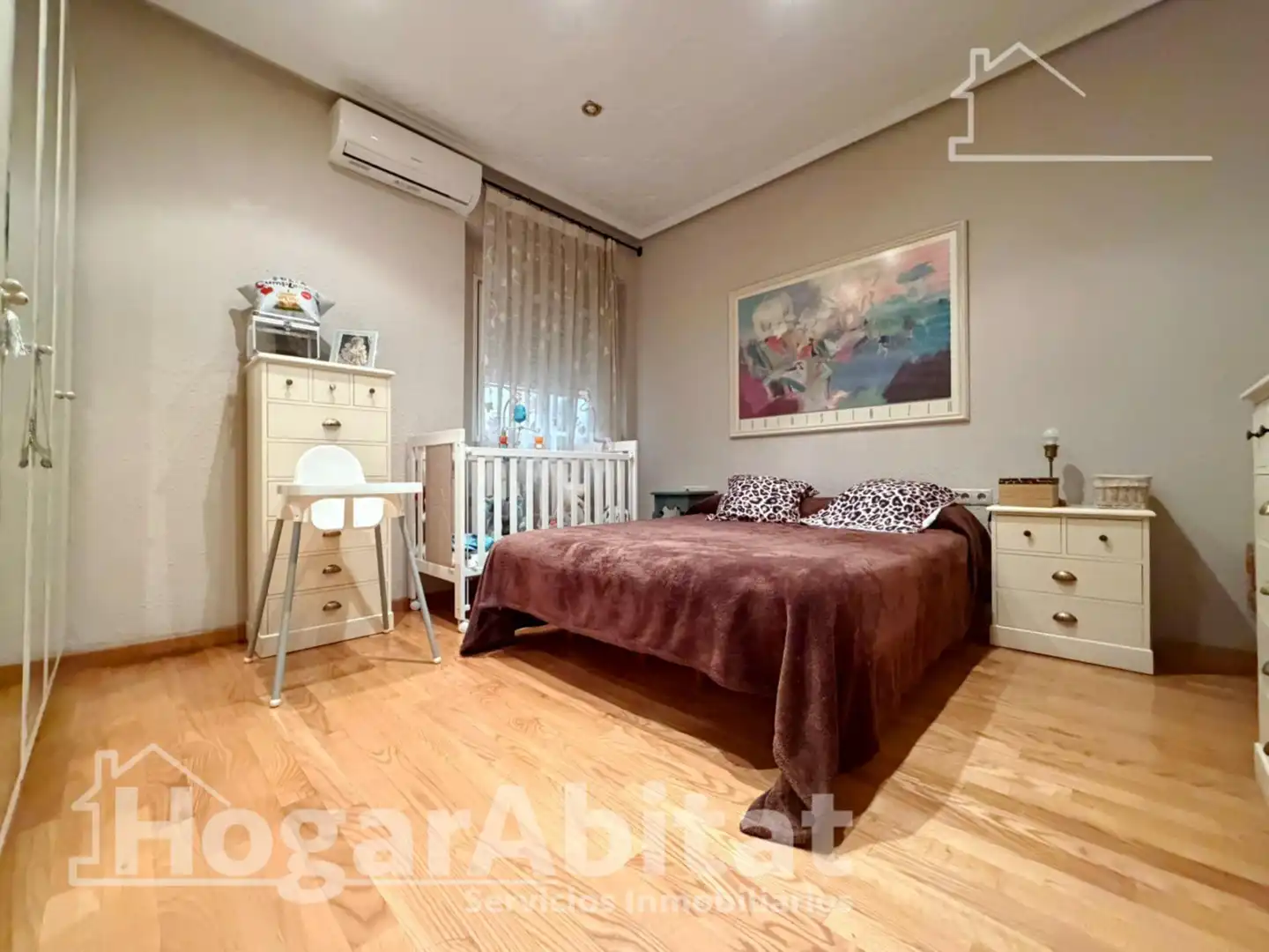 Habitación de Casa o chalet en venta en Paterna con Aire acondicionado, Calefacción y Terraza