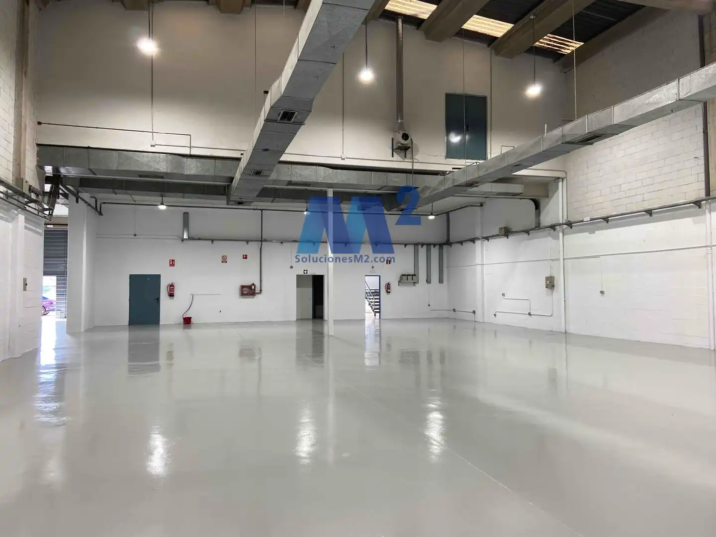 Fabrikhallen zur Miete in Alcobendas
