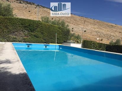 Schwimmbecken von Country house zum verkauf in  Jaén Capital mit Heizung, Privatgarten und Terrasse